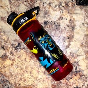 Camelbak water bottle 🐺